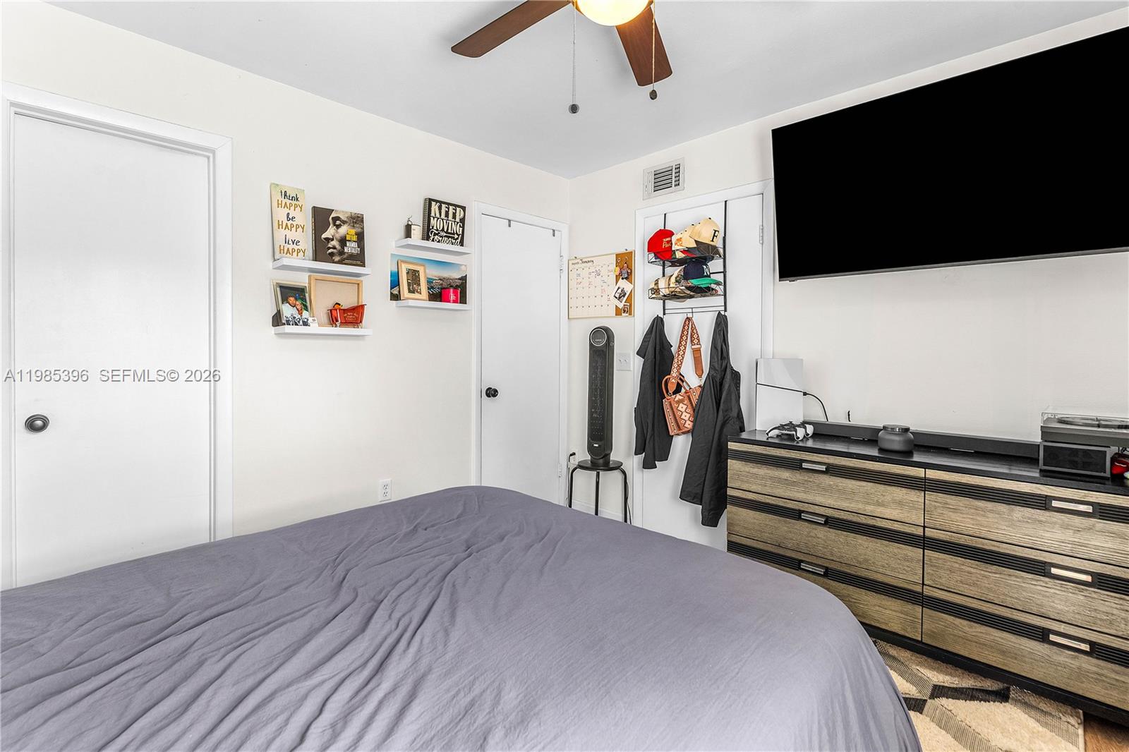 PALM LAKE CONDO - Residential