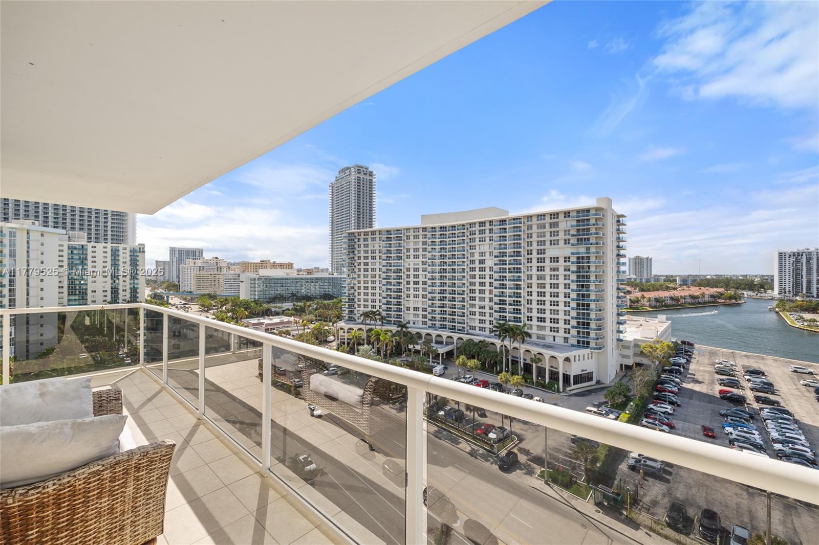 SEA AIR TOWERS CONDO - Residential Lease