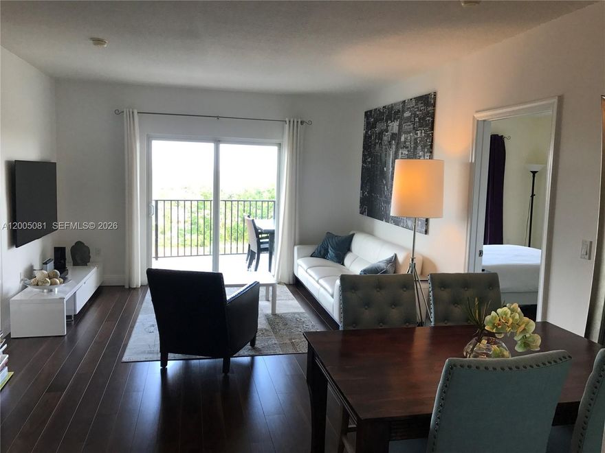 Beautiful 2 bed & 2 baths in Coral Gables area. The unit is very well maintained and features a split floor plan, with wood floors in bedrooms and living room, tiles in the kitchen and bathrooms, a washer and dryer inside the unit, and a large balcony accessed by the living room and master suite. Wonderful views from everywhere! Gables View is a nice boutique building and offers a pool, fitness center, billiard's room, party room, and security at the front desk. Great location, close to everything: Miracle Miles, and Giralda Ave with restaurants and theater, supermarket, airport, and UM. Must see to decide to call it home.