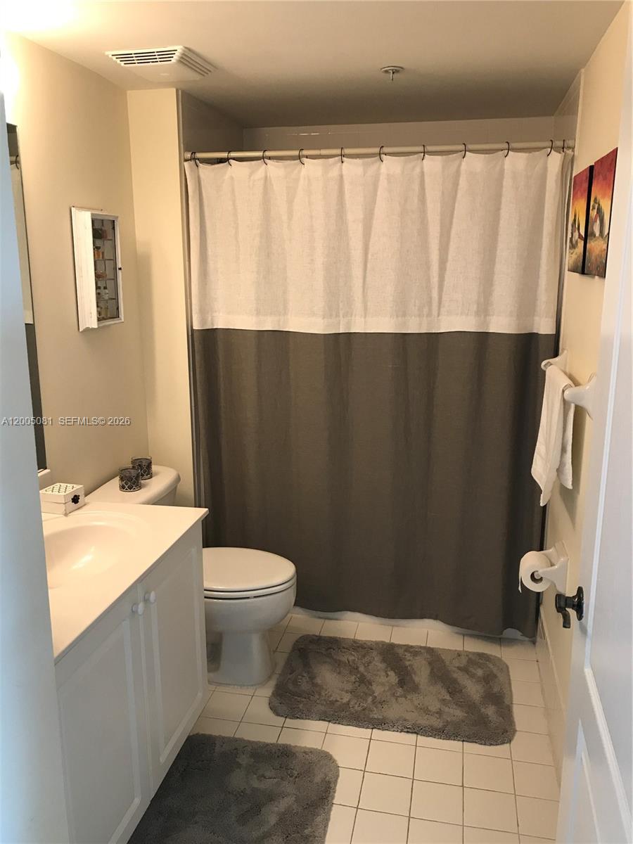 GABLES VIEW CONDO - Residential Lease