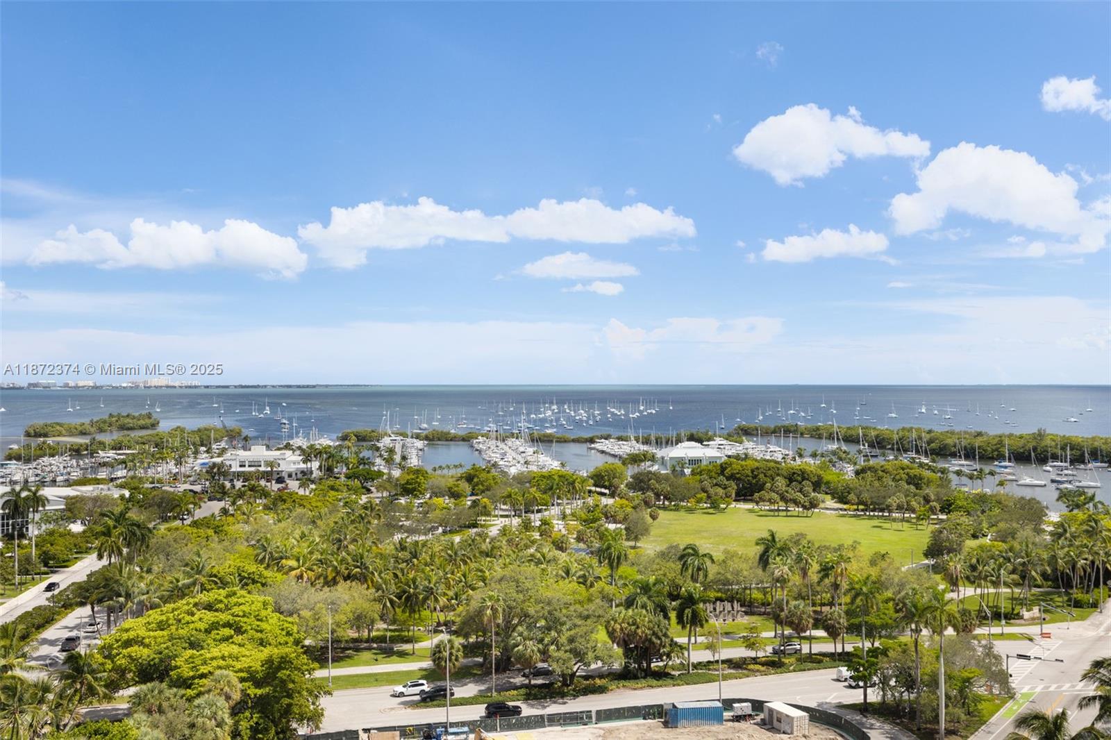 THE EXECUTIVE RESIDENCES - Residential