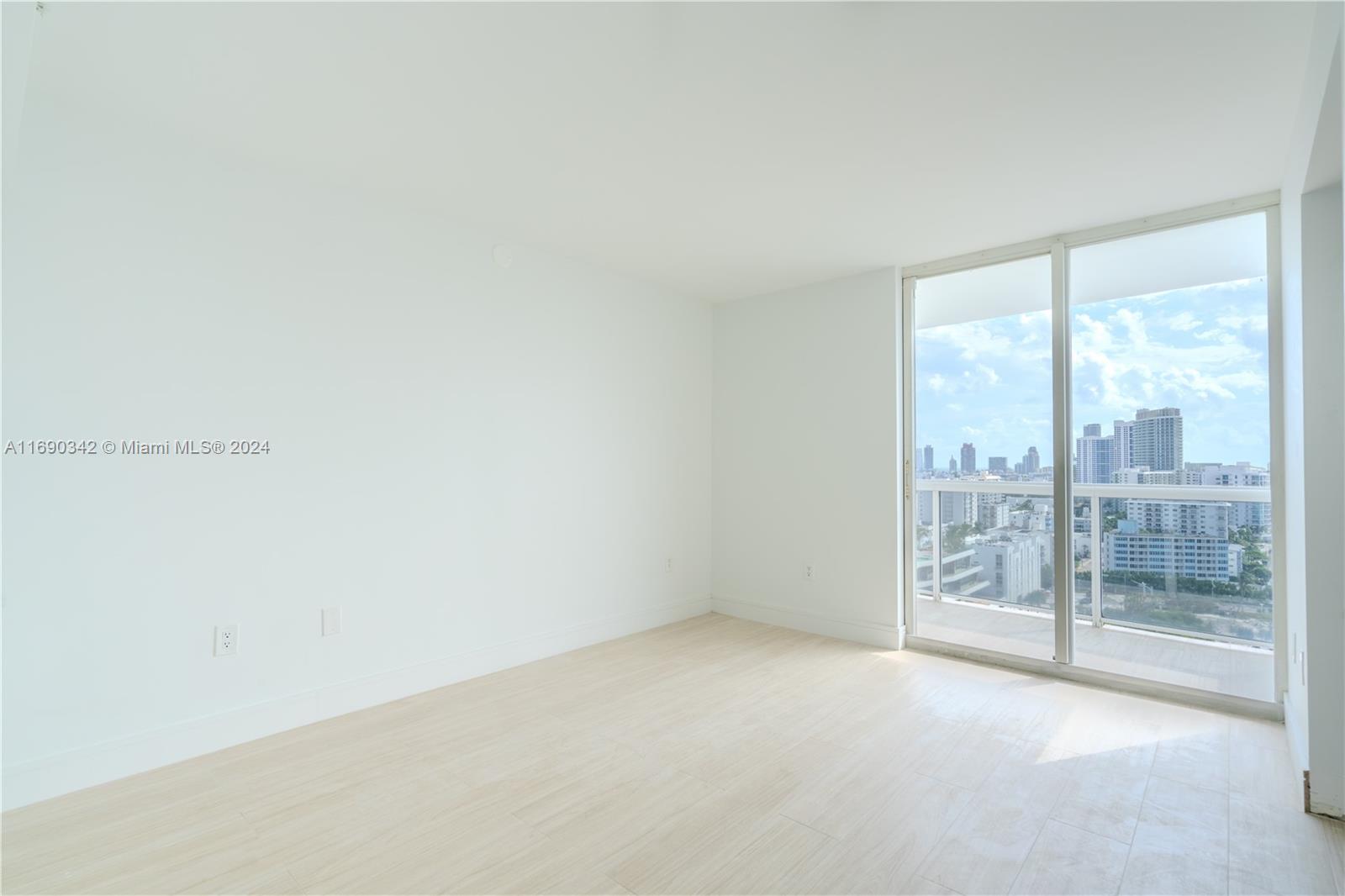 SUNSET HARBOUR SOUTH COND - Residential Lease
