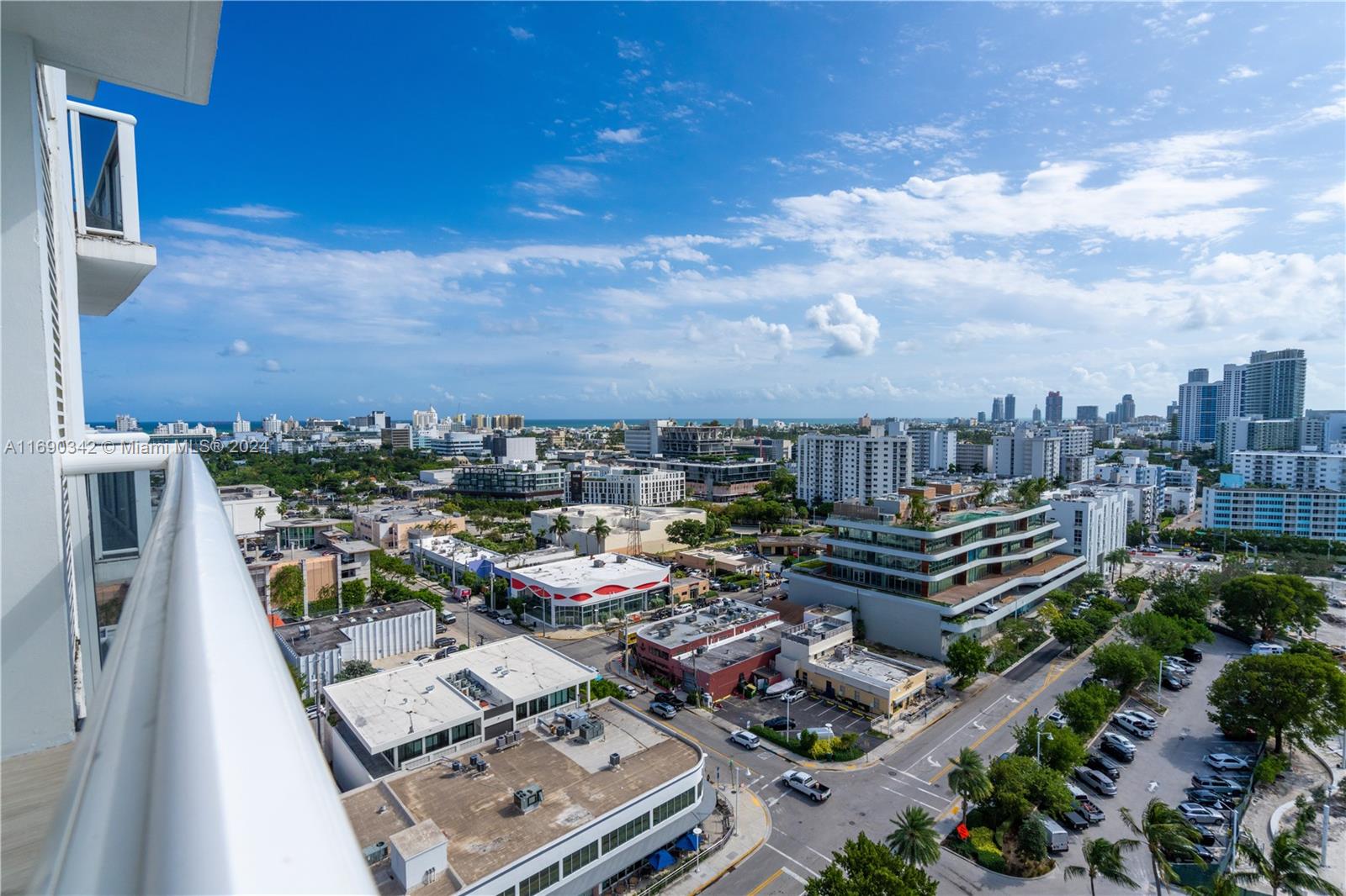 SUNSET HARBOUR SOUTH COND - Residential Lease