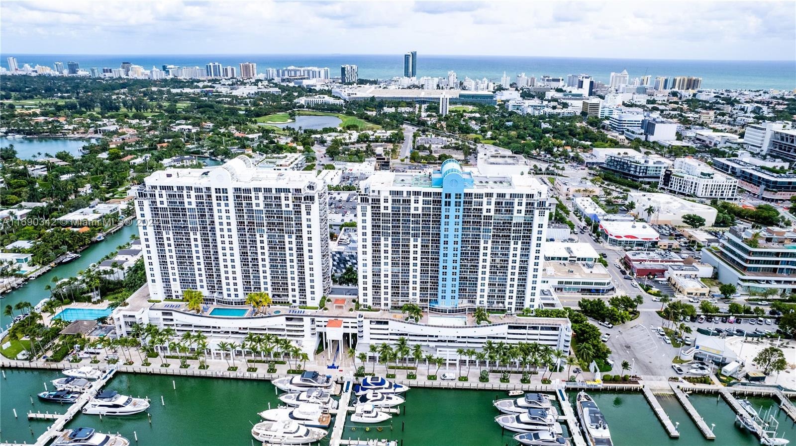 SUNSET HARBOUR SOUTH COND - Residential Lease
