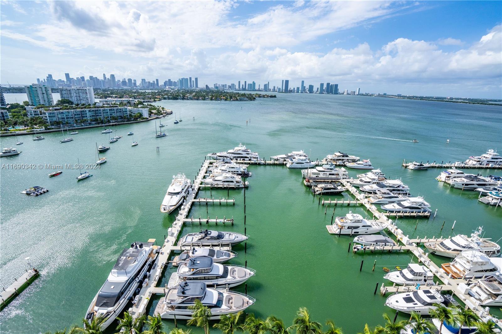 SUNSET HARBOUR SOUTH COND - Residential Lease