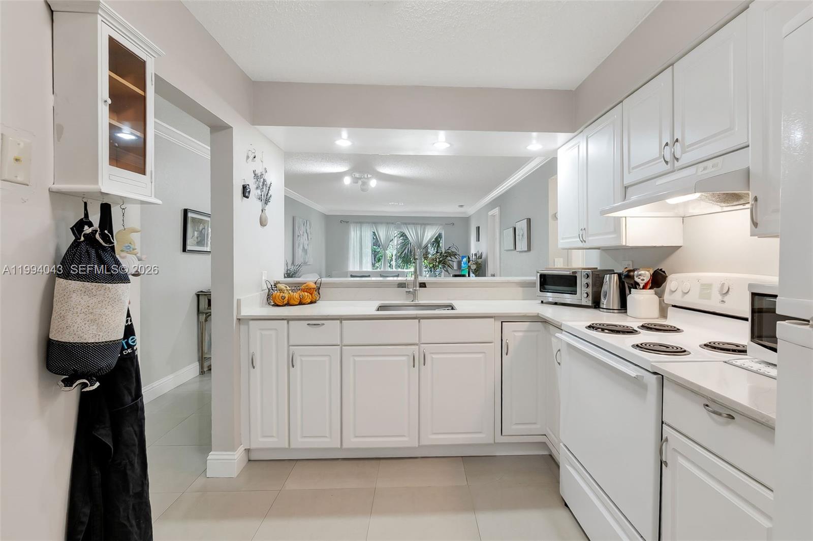 CRYSTAL HILLS III CONDO - Residential Lease