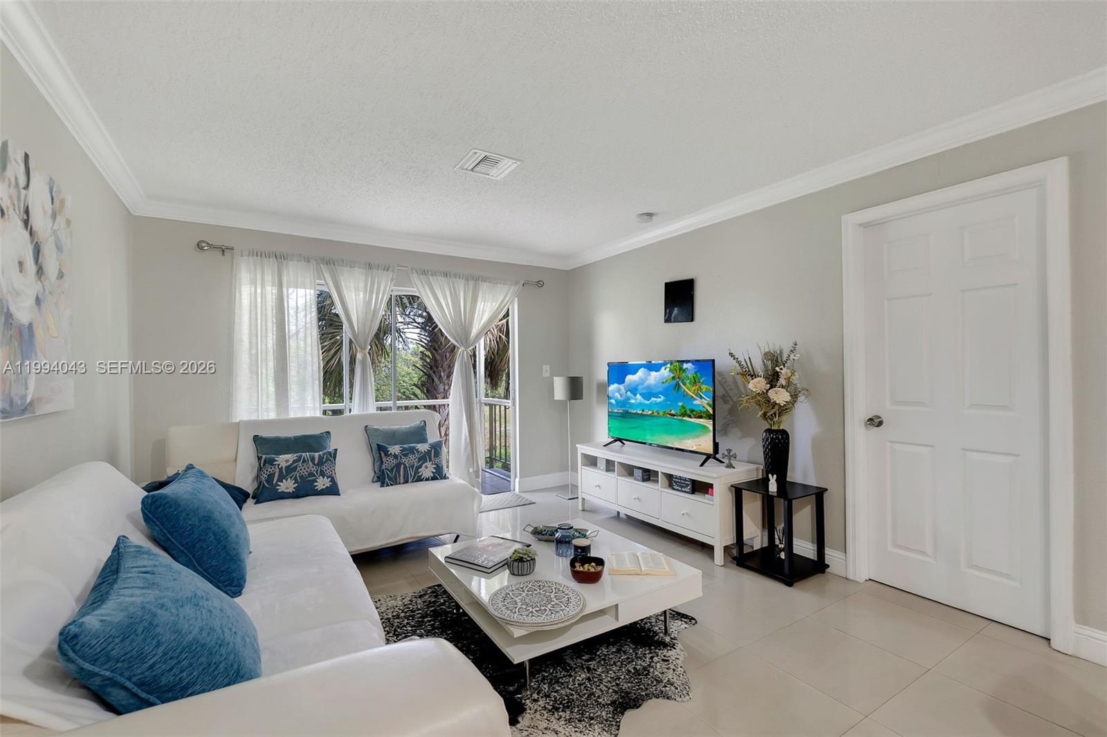 CRYSTAL HILLS III CONDO - Residential Lease