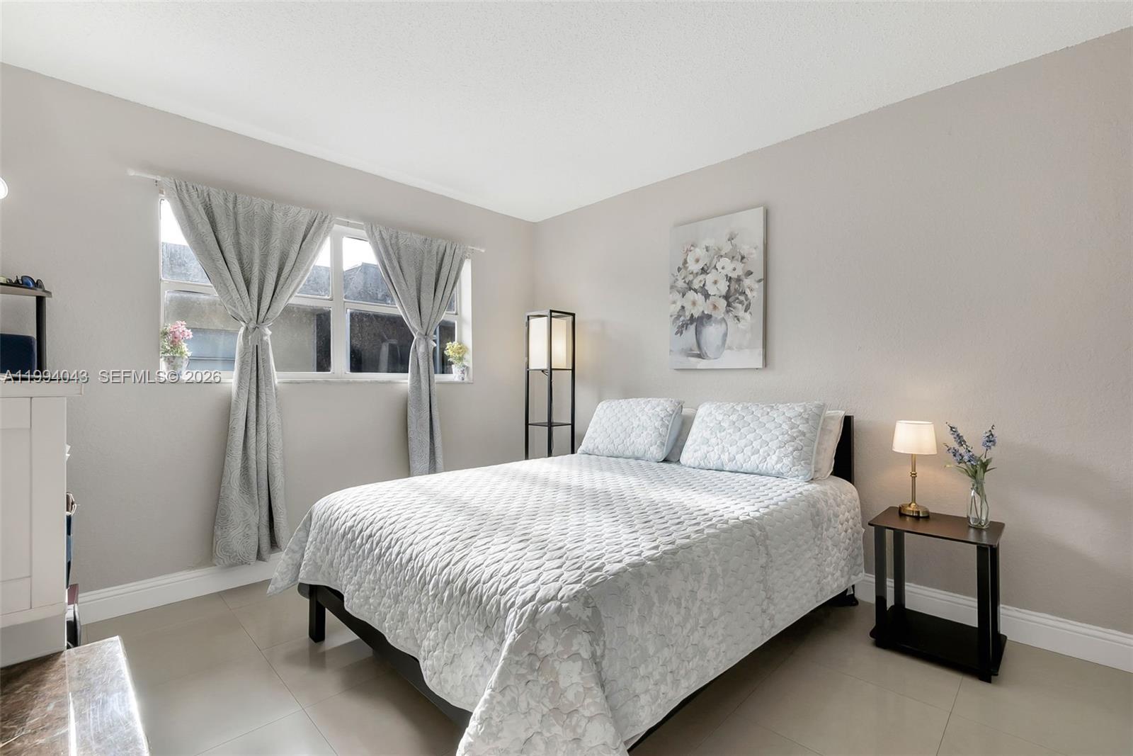 CRYSTAL HILLS III CONDO - Residential Lease