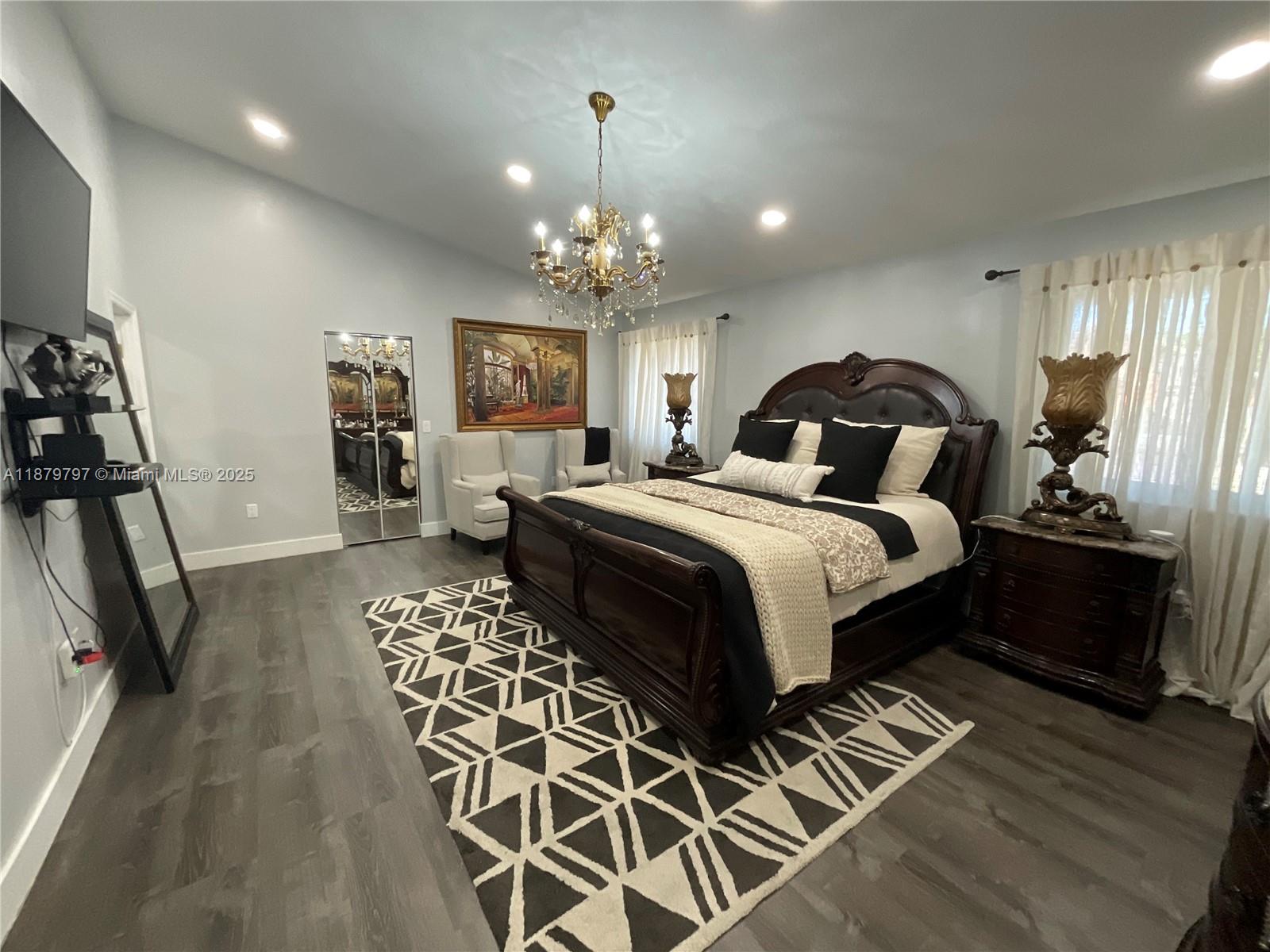 LAKESIDE SOUTH - Residential Lease