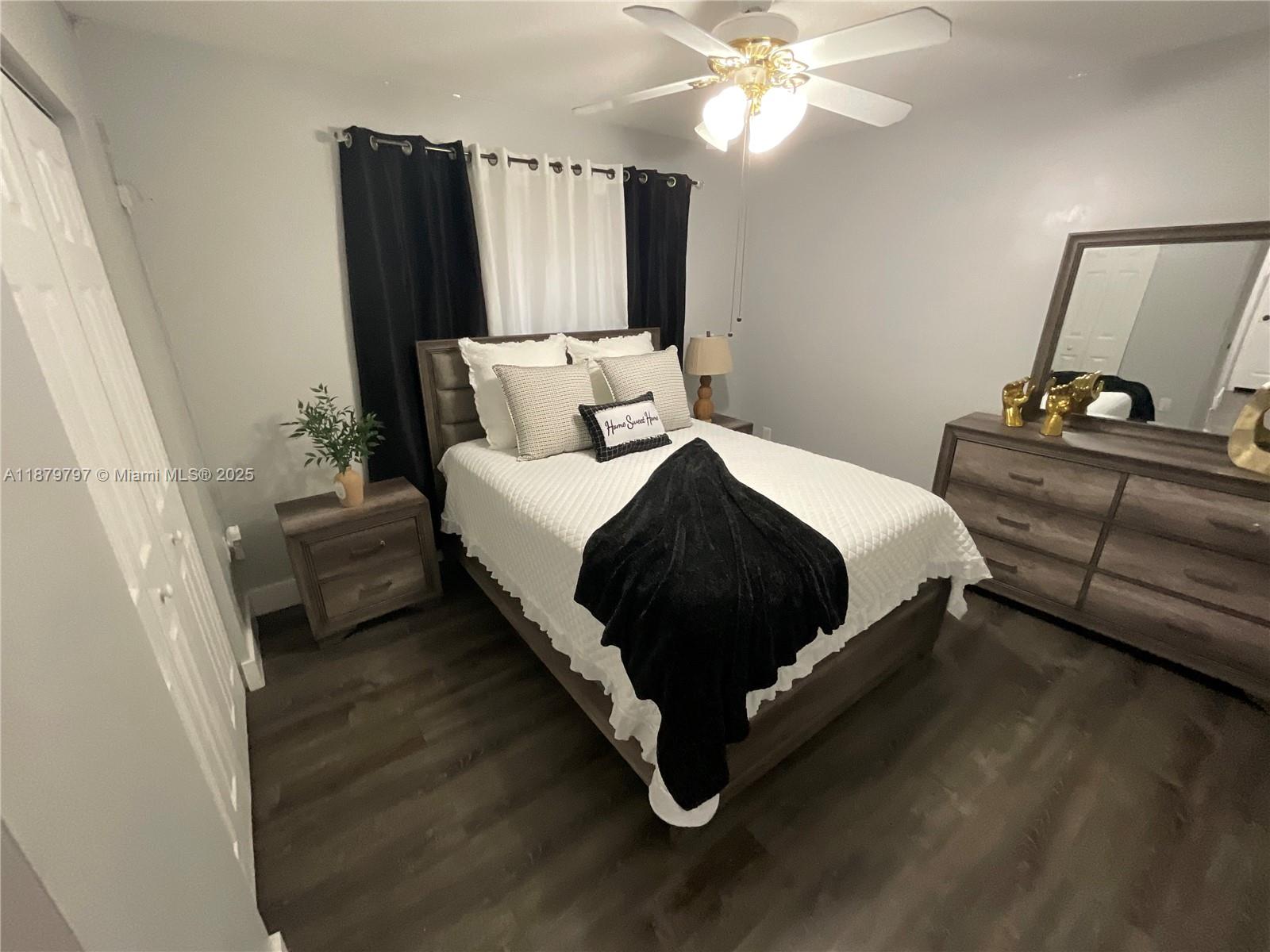 LAKESIDE SOUTH - Residential Lease