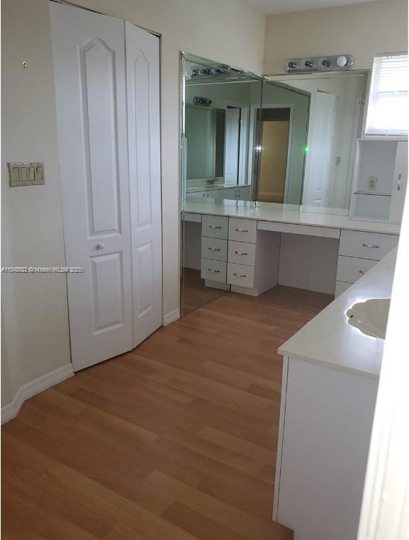 LAKES OF THE MEADOW SEC 5 - Residential Lease