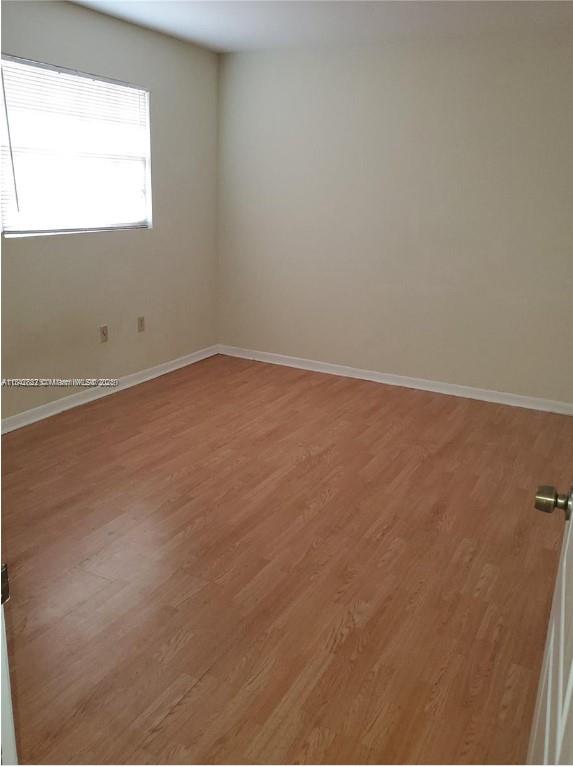 LAKES OF THE MEADOW SEC 5 - Residential Lease