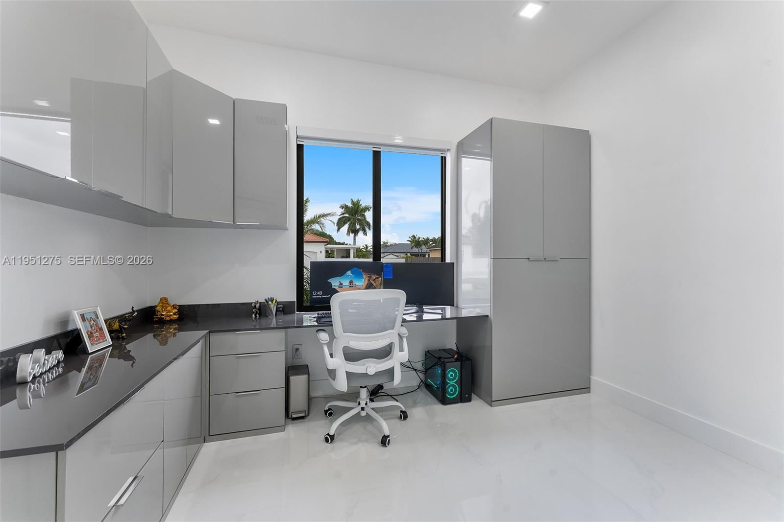 OAK SOUTH ESTATES - Residential