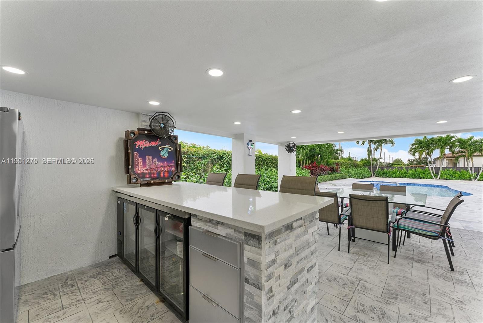 OAK SOUTH ESTATES - Residential