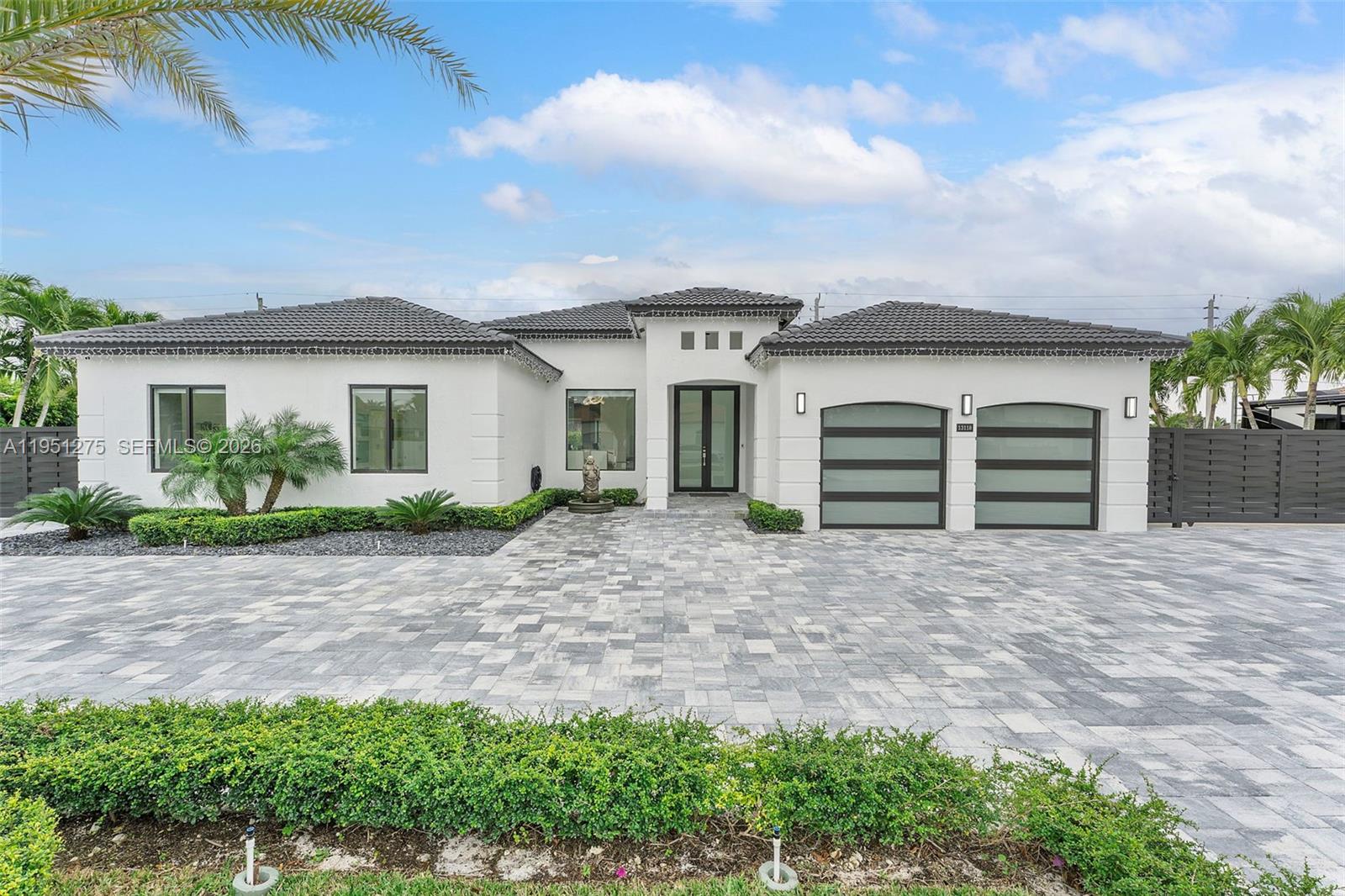 OAK SOUTH ESTATES - Residential