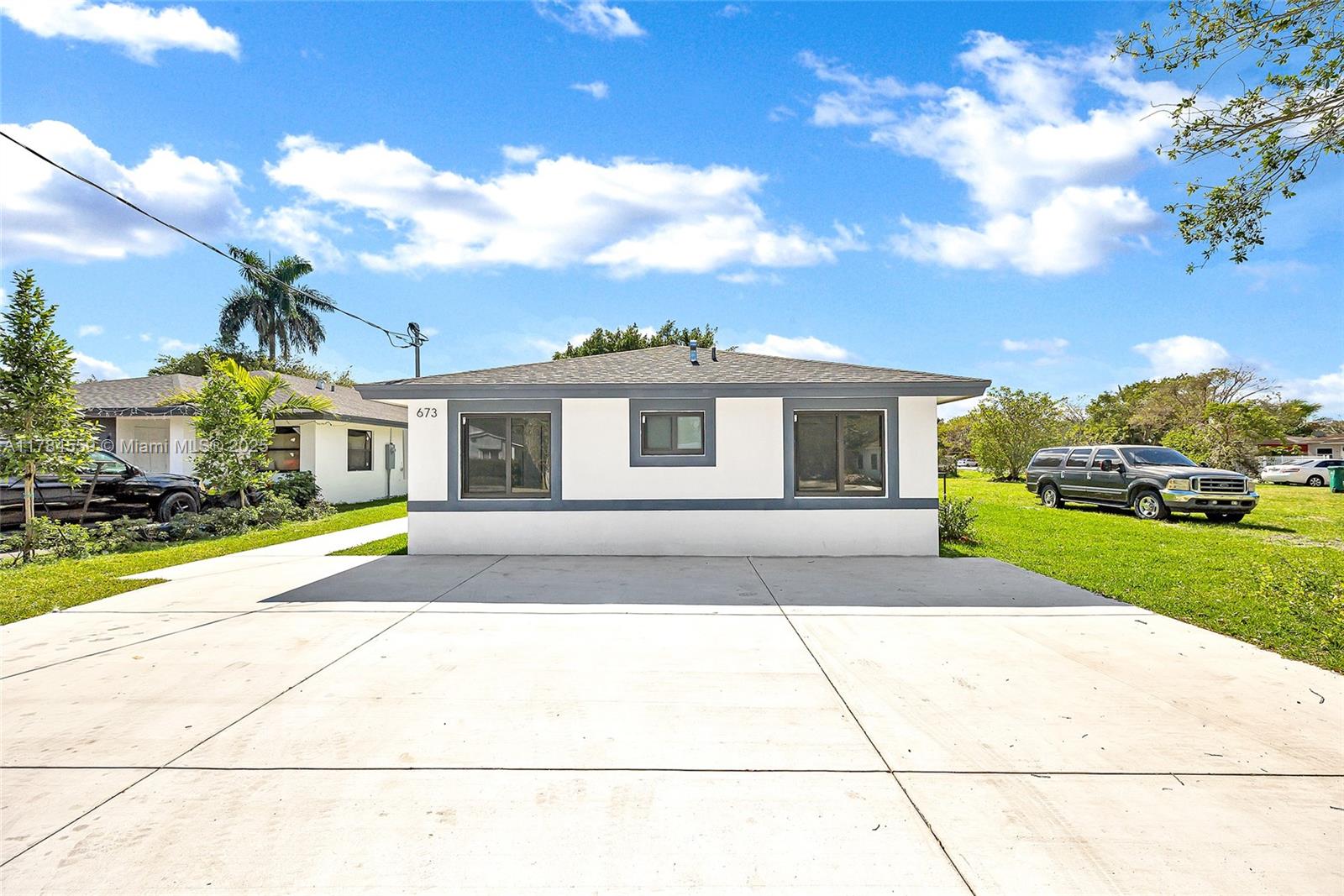 1 Year old building with Impact windows and doors, Stainless still appliances, Washer and dryer in unit. Close to the Turnpike and the Florida keys, Only 1st month and 1 month security to move in.