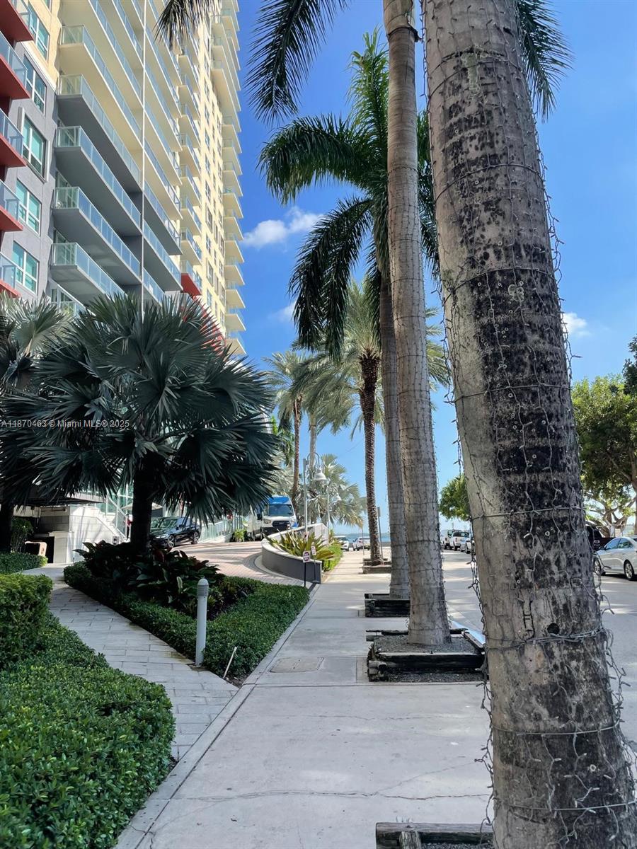 1155 Brickell Bay Dr 805