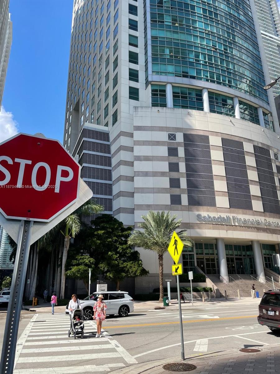 1155 Brickell Bay Dr 805