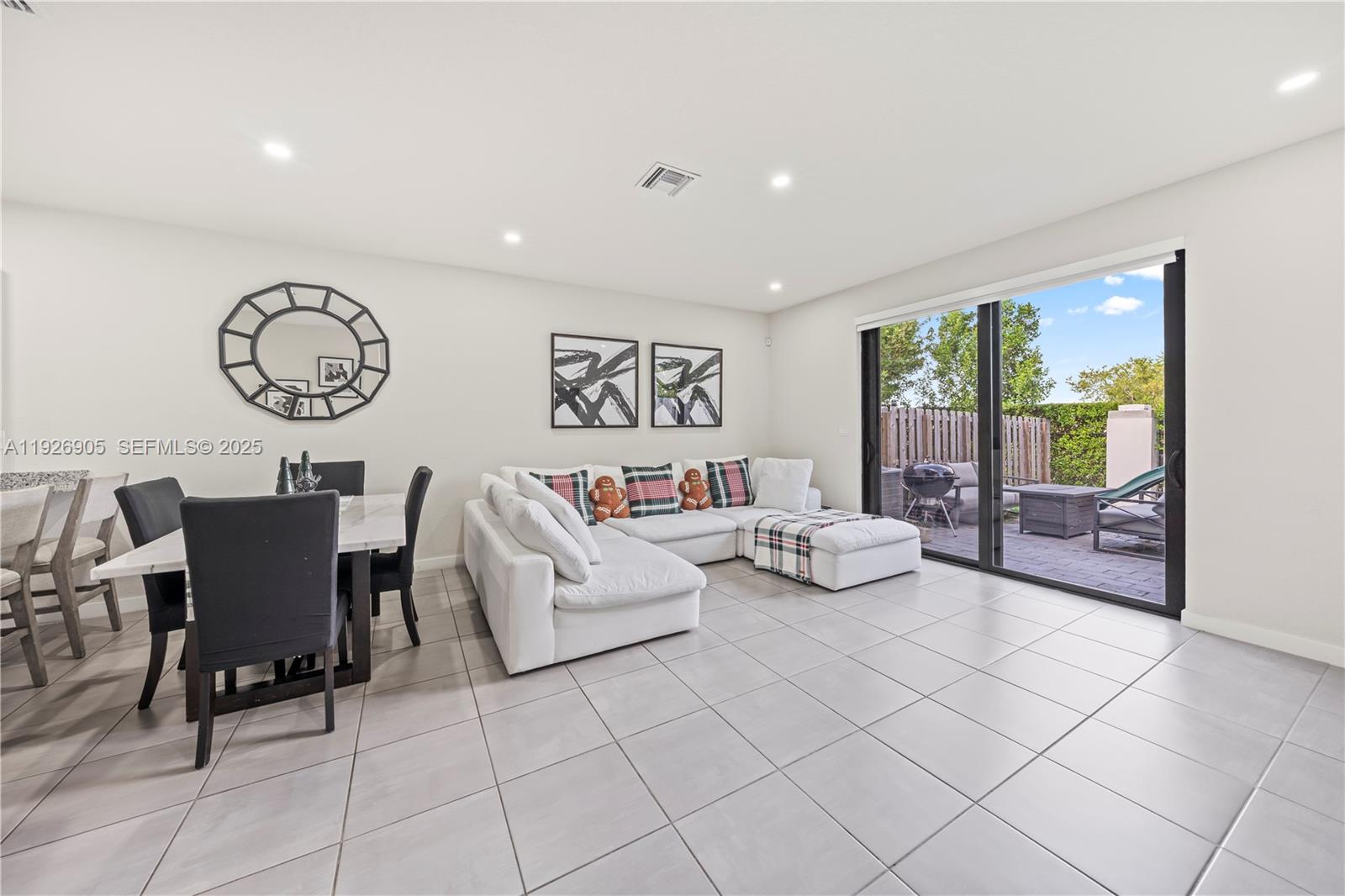 THE LANDINGS - Residential