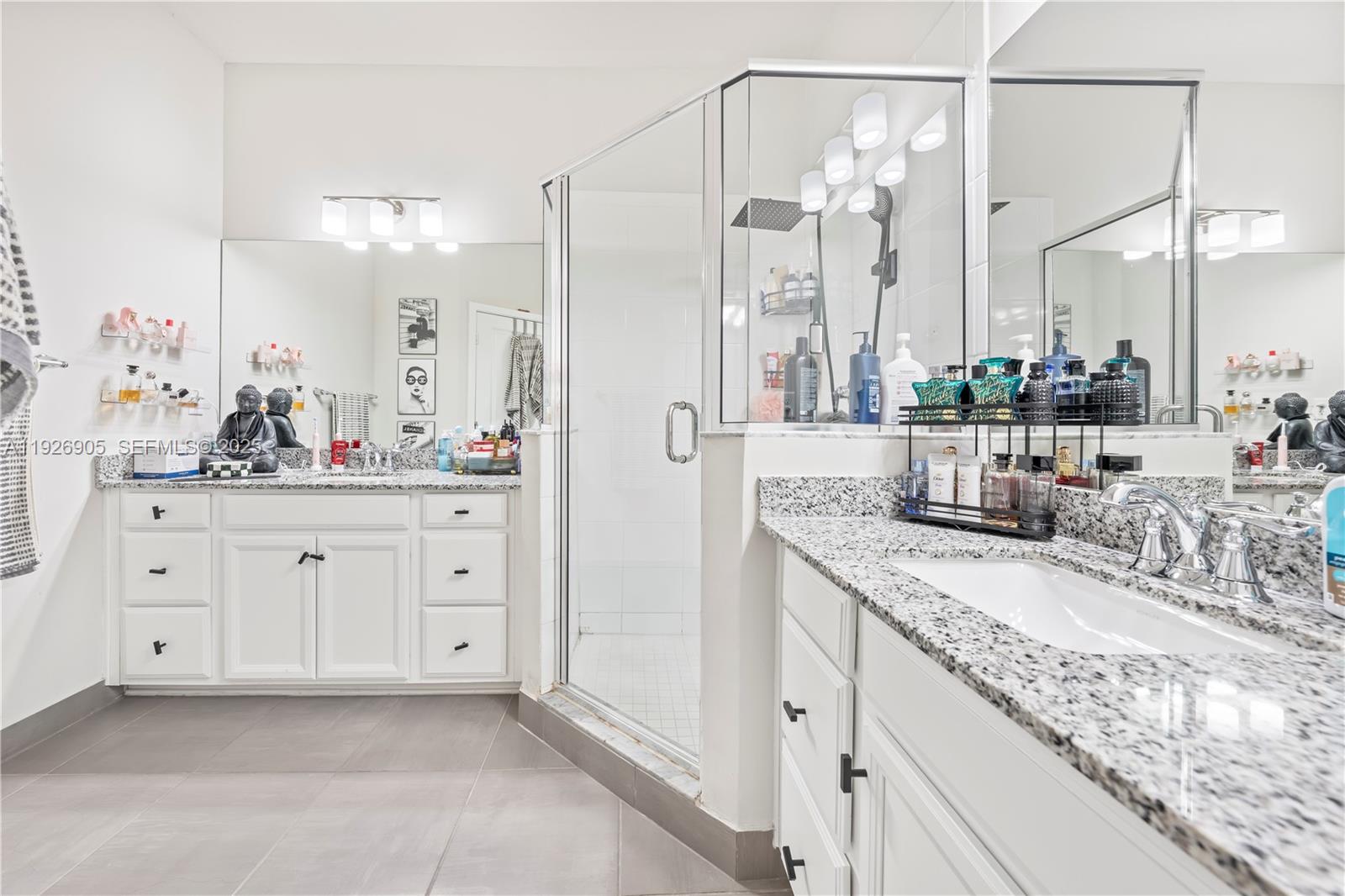 THE LANDINGS - Residential