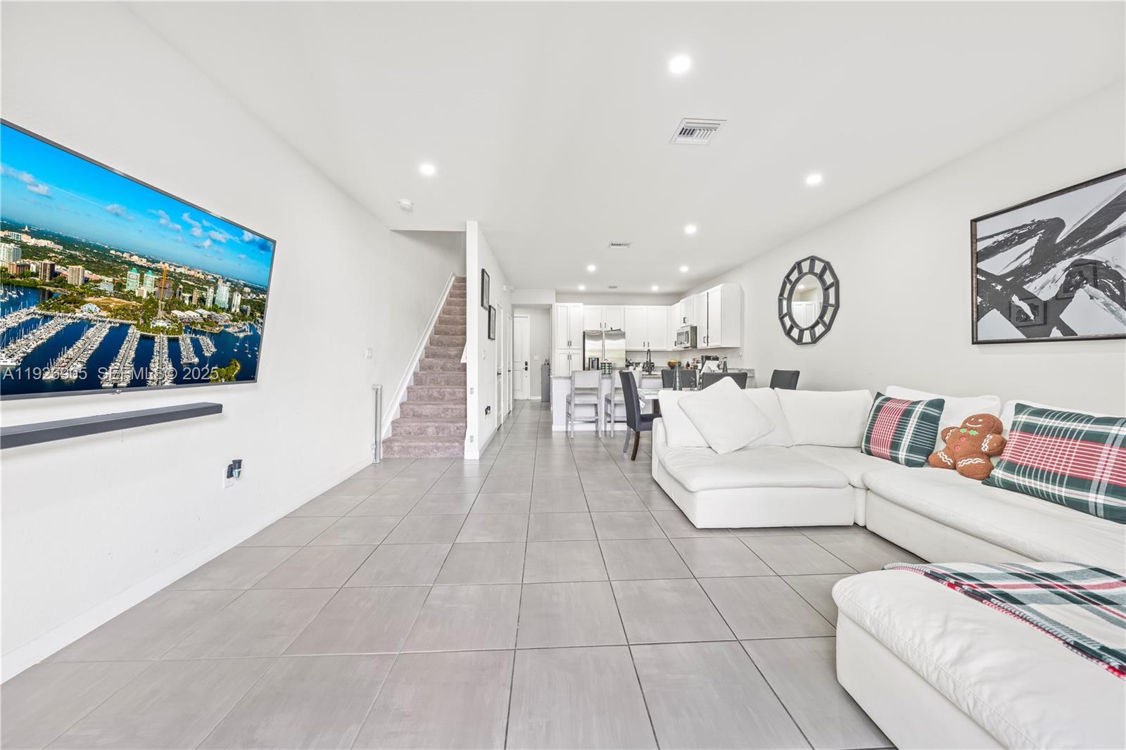 THE LANDINGS - Residential