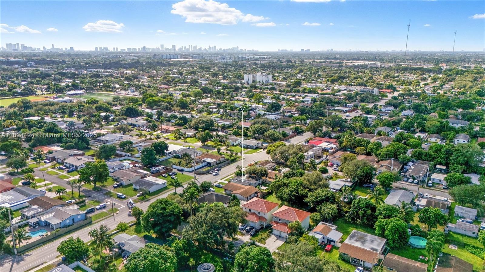 HOLLYWOOD BEACH GARDENS - Residential