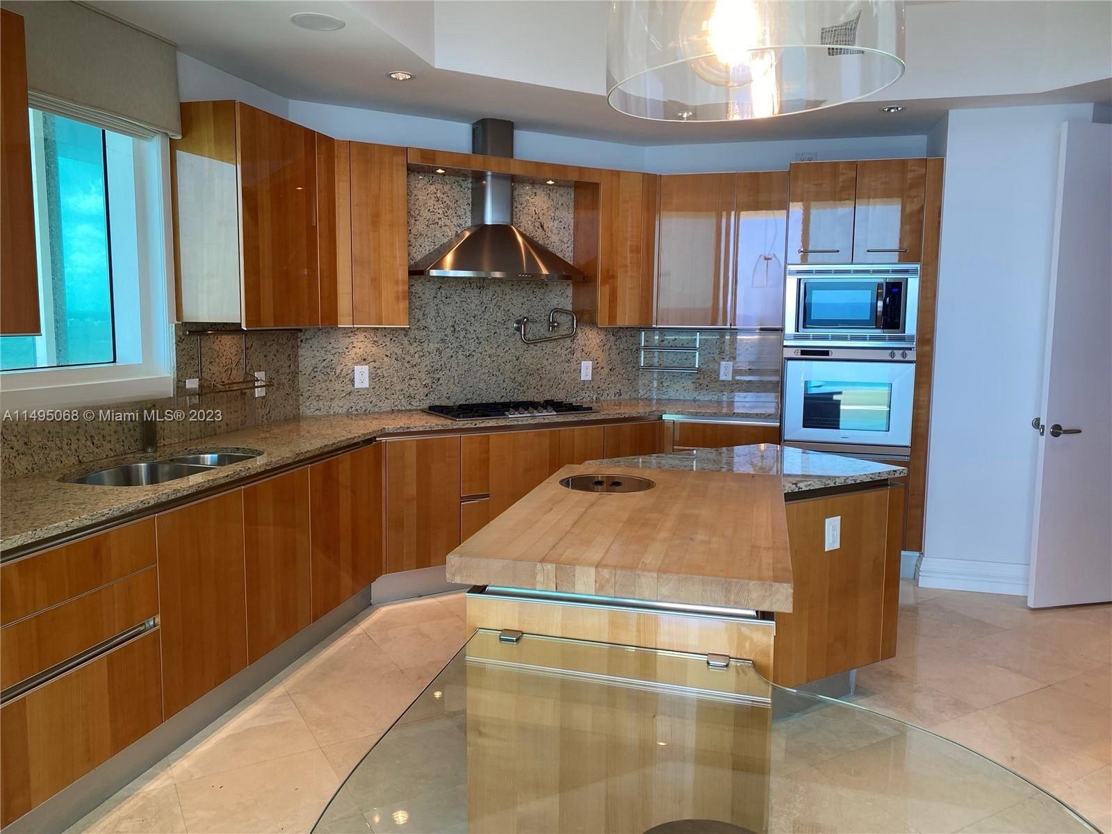 TURNBERRY OCEAN COLONY - Residential