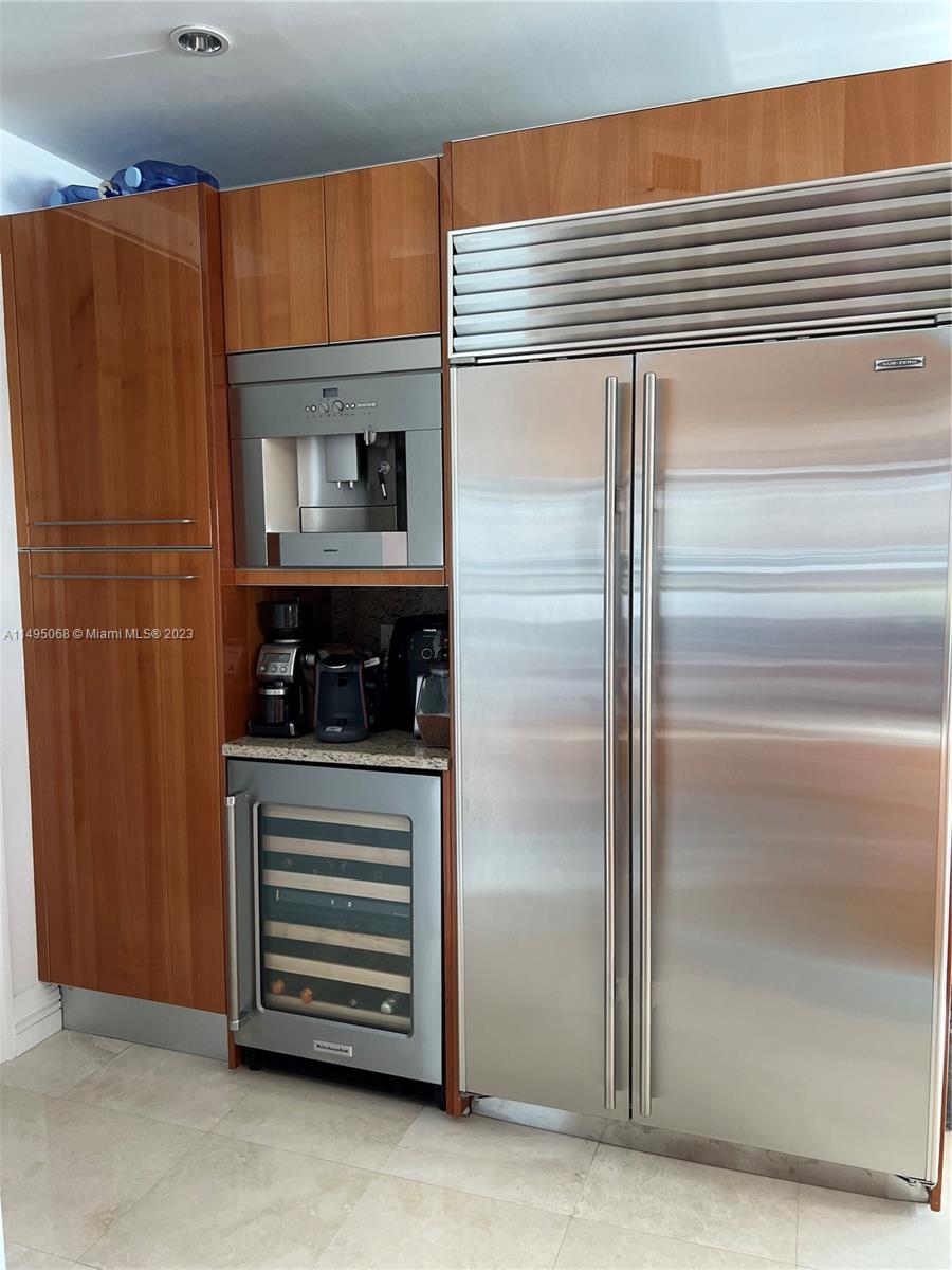 TURNBERRY OCEAN COLONY - Residential