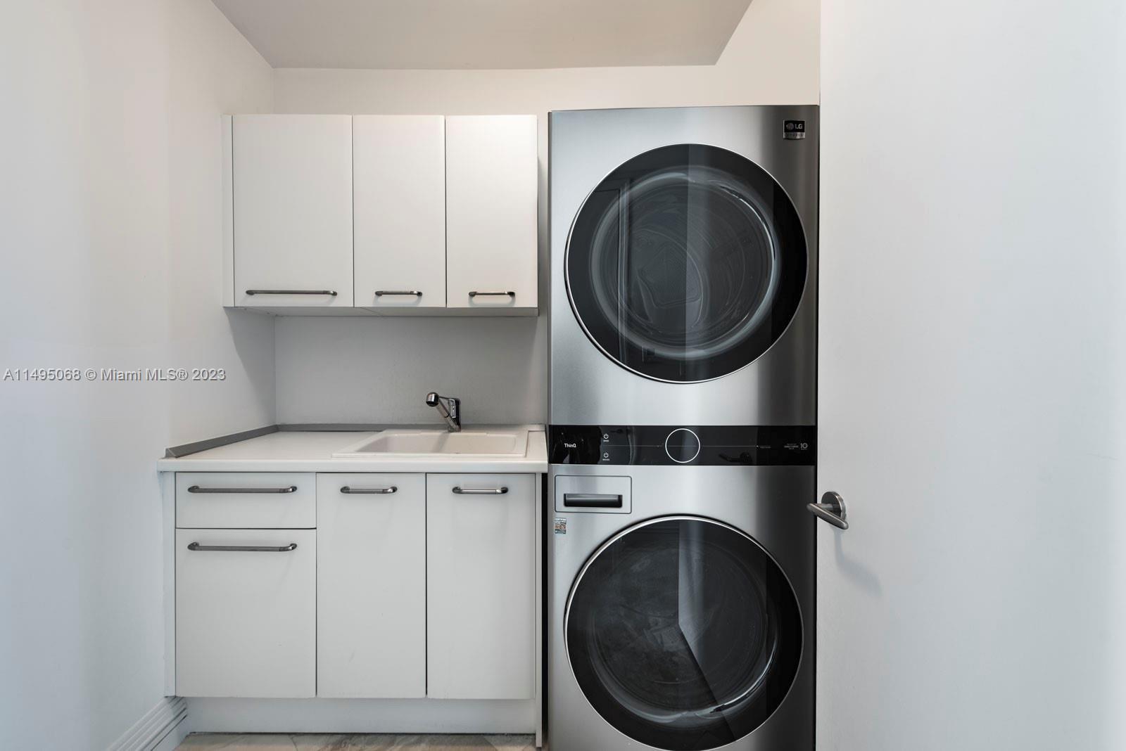 TURNBERRY OCEAN COLONY - Residential