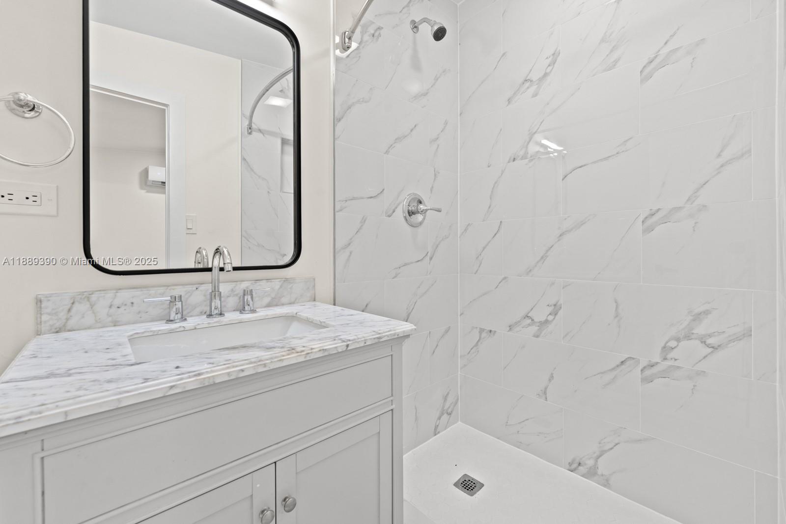 CUTLER RIDGE SEC 4 - Residential Lease
