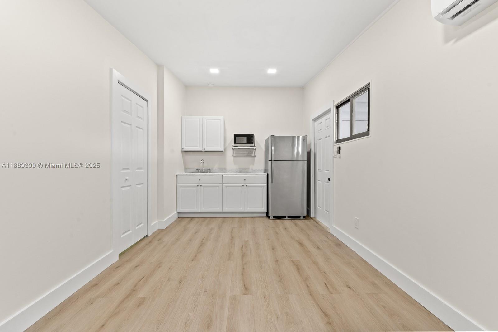 CUTLER RIDGE SEC 4 - Residential Lease