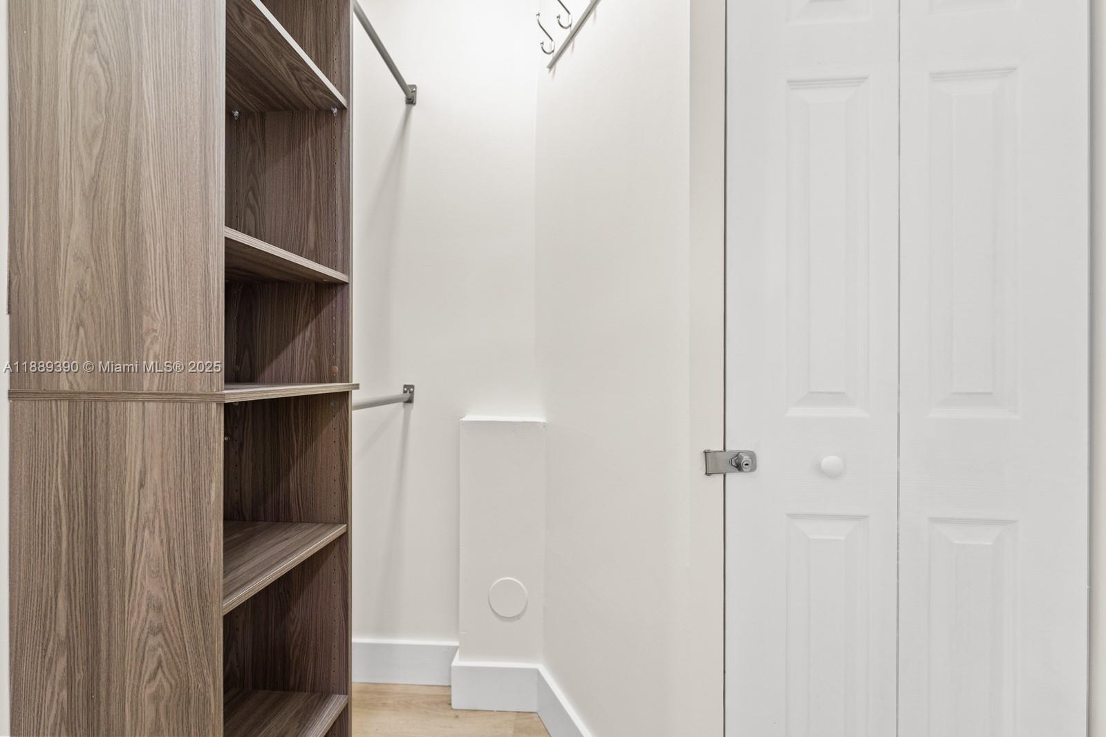 CUTLER RIDGE SEC 4 - Residential Lease