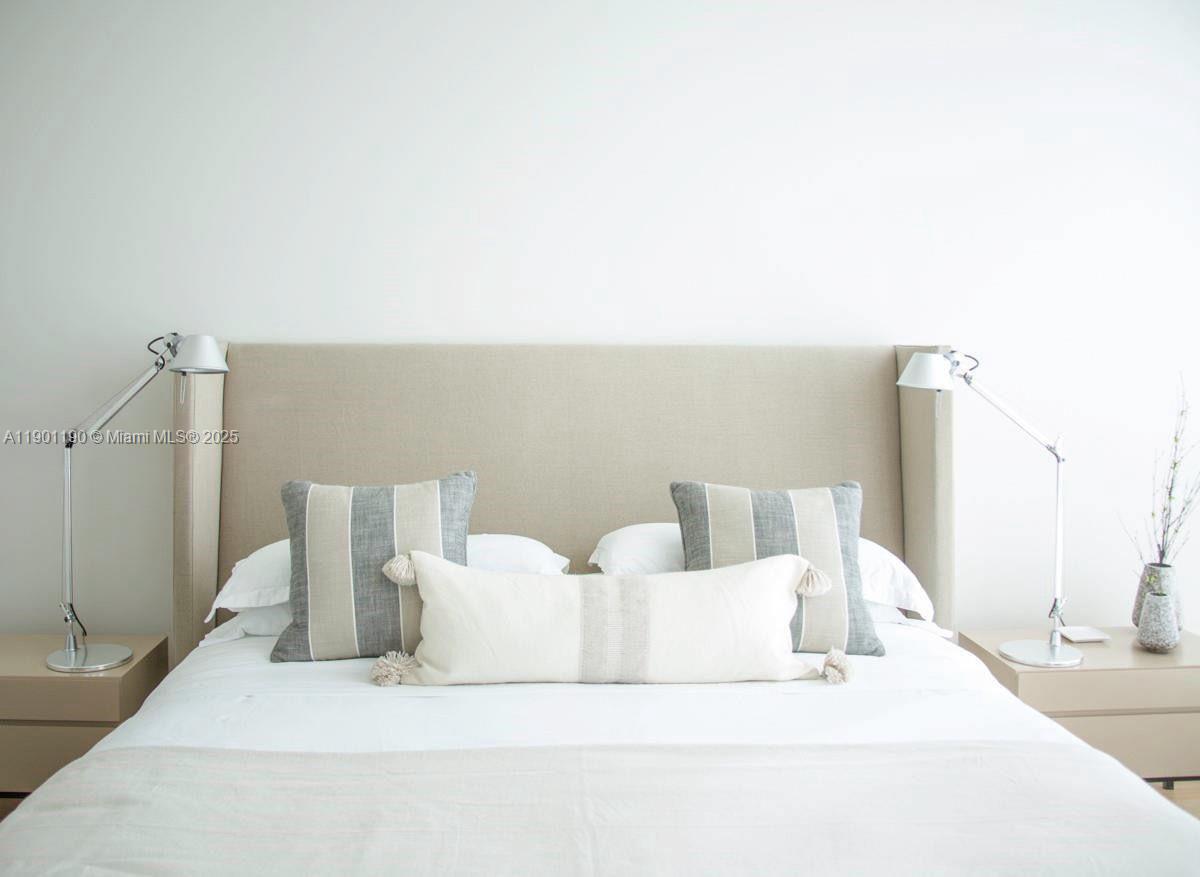 CONTINUUM ON SOUTH BEACH - Residential Lease