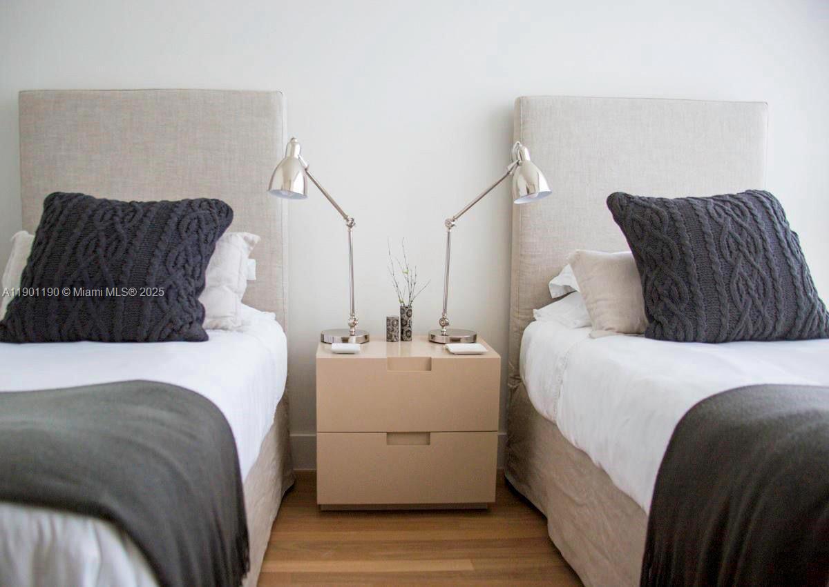 CONTINUUM ON SOUTH BEACH - Residential Lease