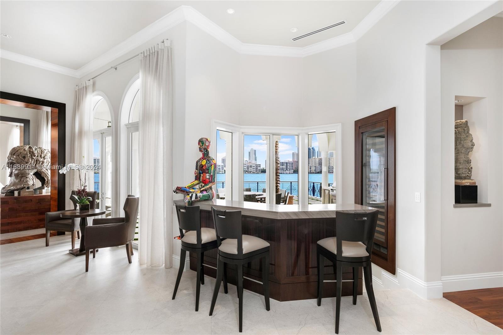 ISLAND ESTATES - Residential