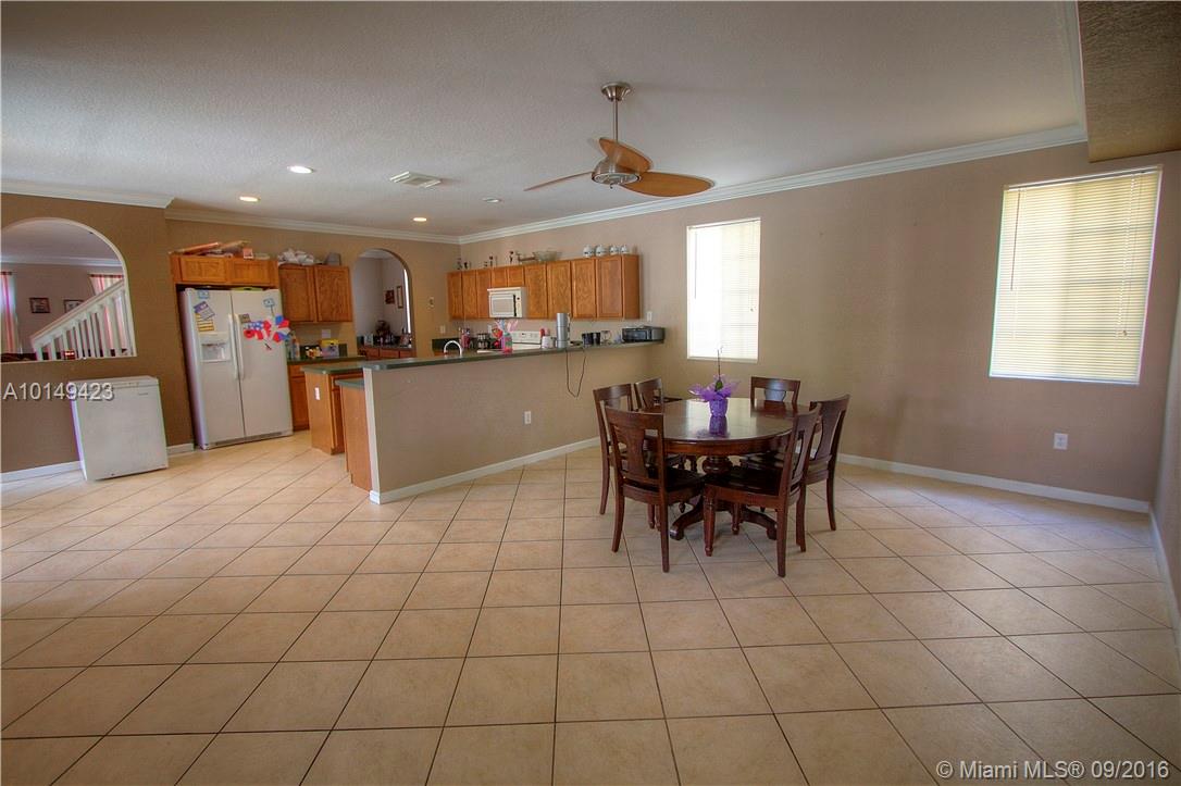 Mandarin Lakes - Residential