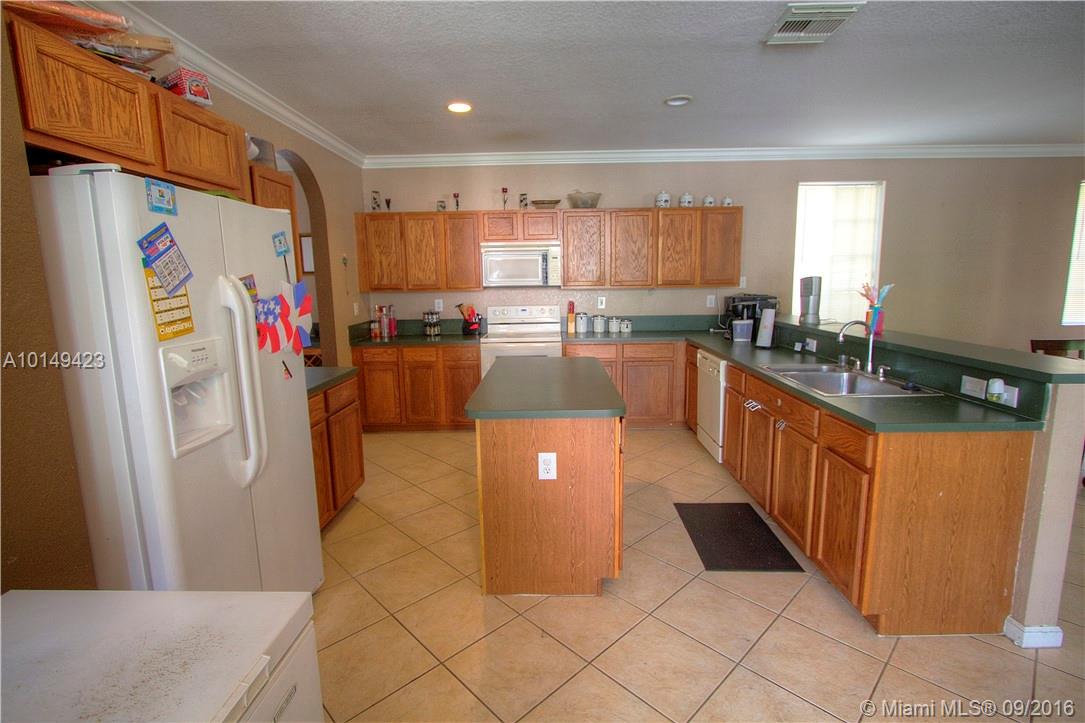 Mandarin Lakes - Residential