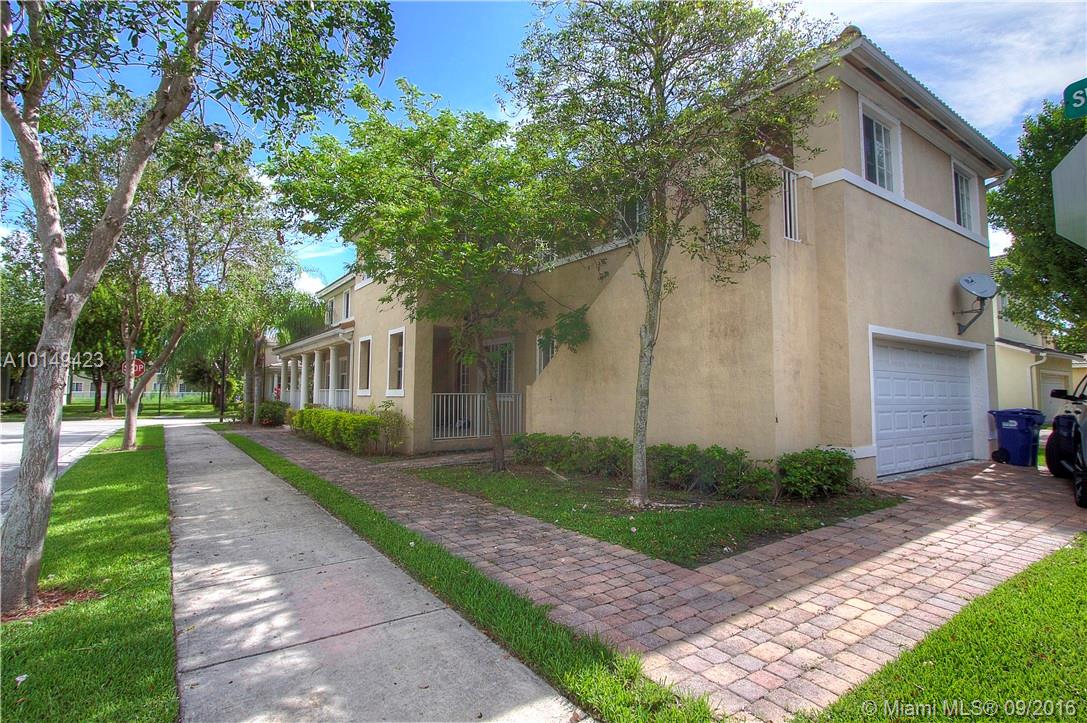 Mandarin Lakes - Residential