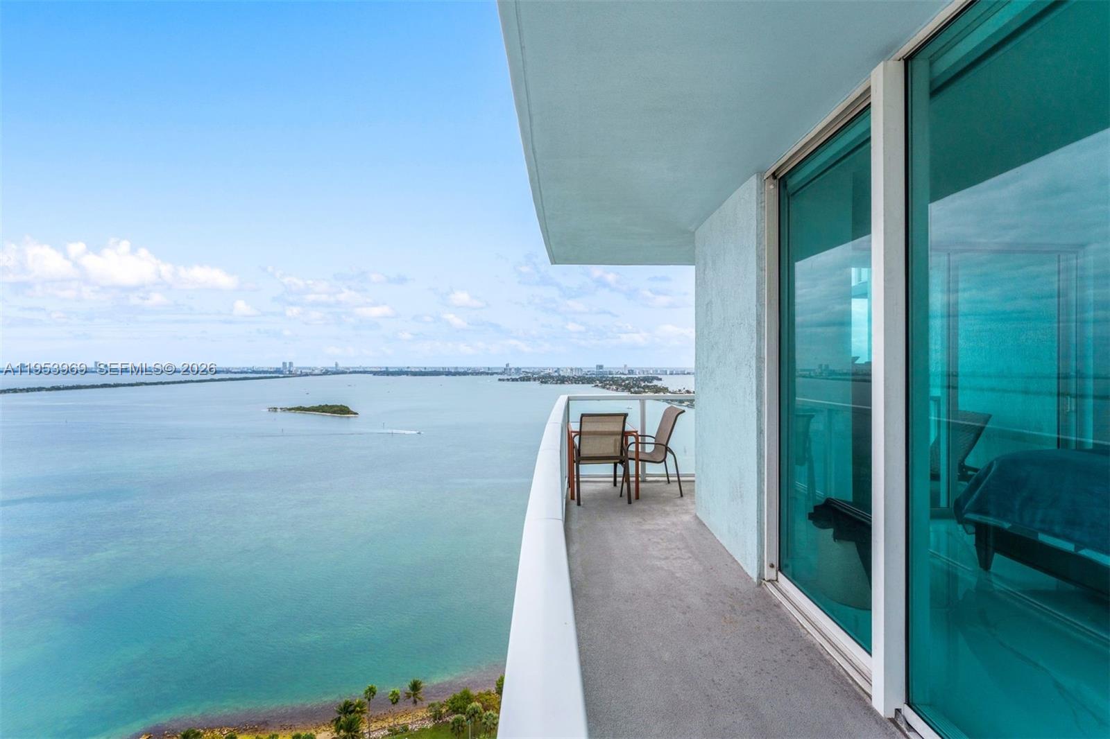 QUANTUM ON THE BAY CONDO - Residential