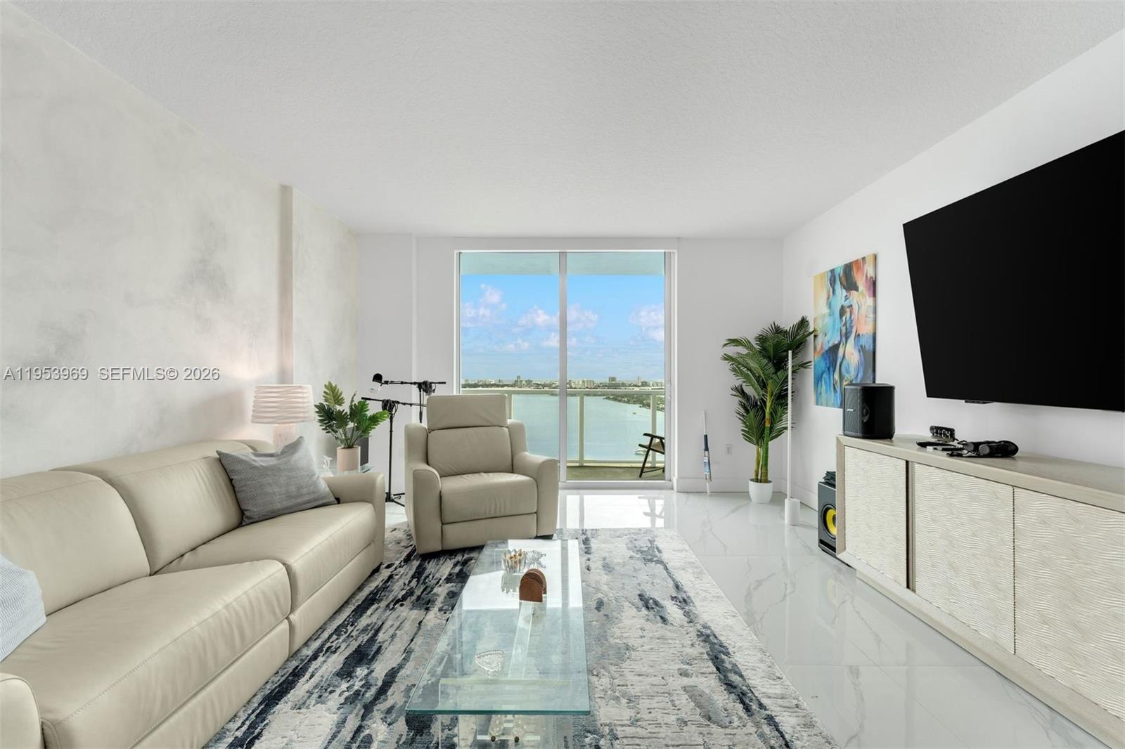 QUANTUM ON THE BAY CONDO - Residential