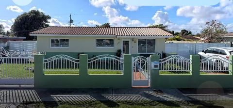 3300 SW 94th Ct Miami FL 33165