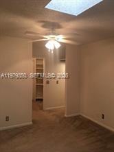 JOGGERS RUN - Residential