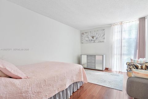 Tiny photo for 20400 W Country Club Dr #214, Aventura, FL 33180 (MLS # A12027571)