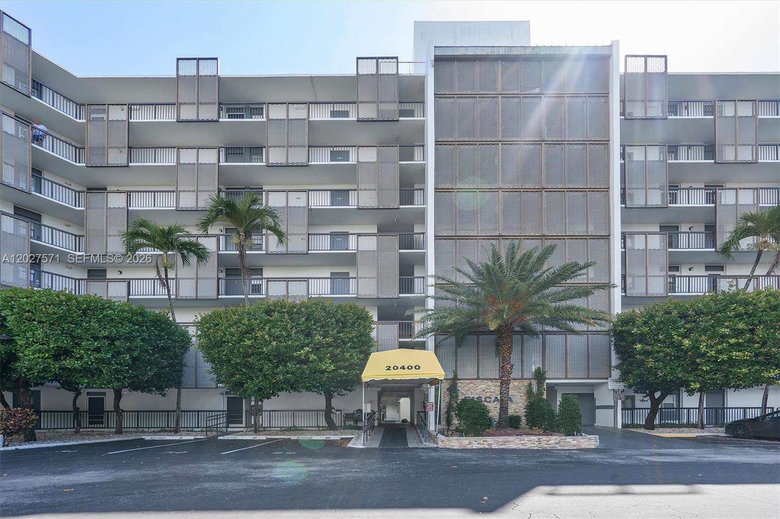 View photos, virtual tours, details... 20400 W Country Club Dr 214