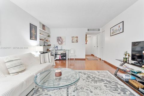 Tiny photo for 20400 W Country Club Dr #214, Aventura, FL 33180 (MLS # A12027571)
