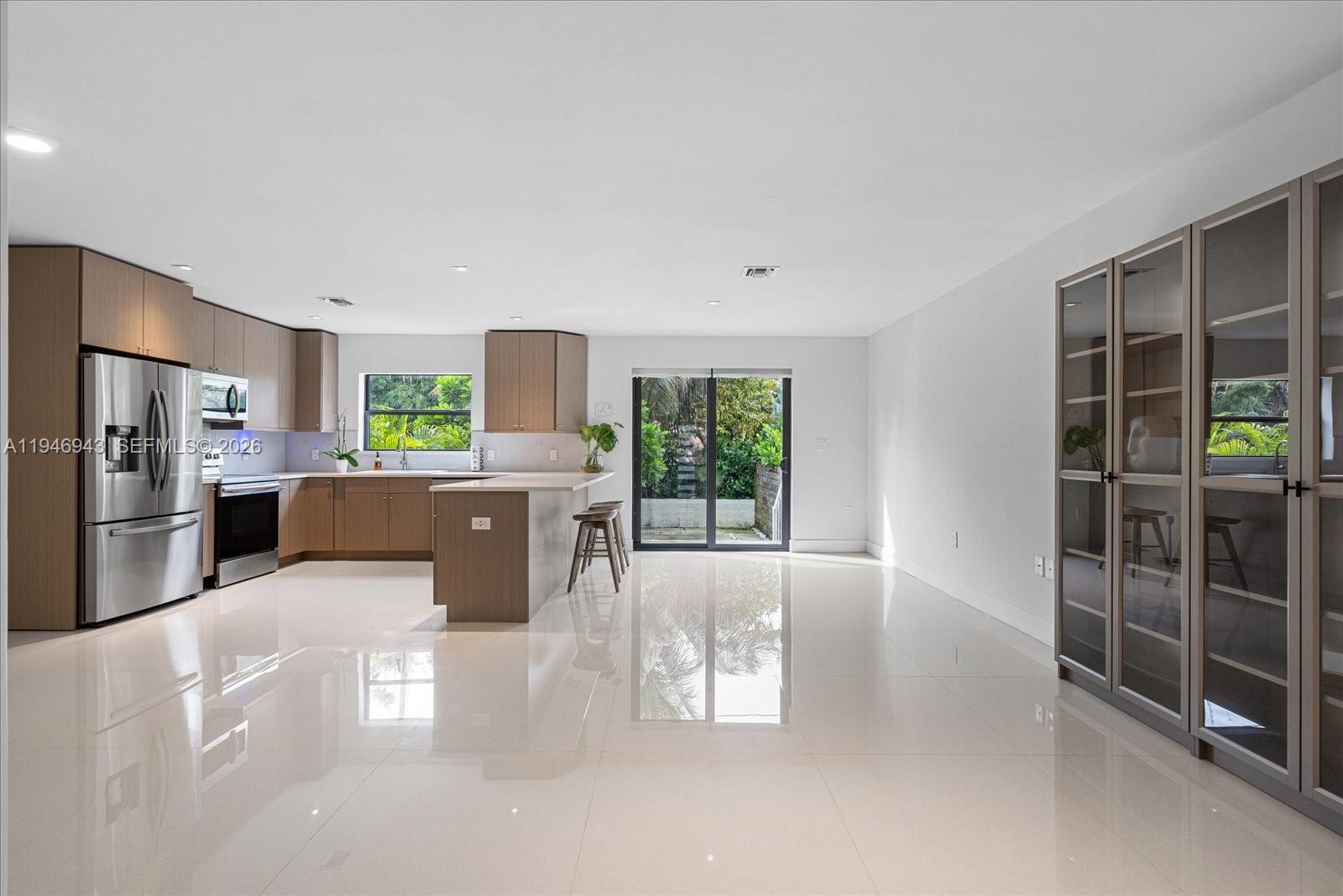 WOODLAWN - Residential