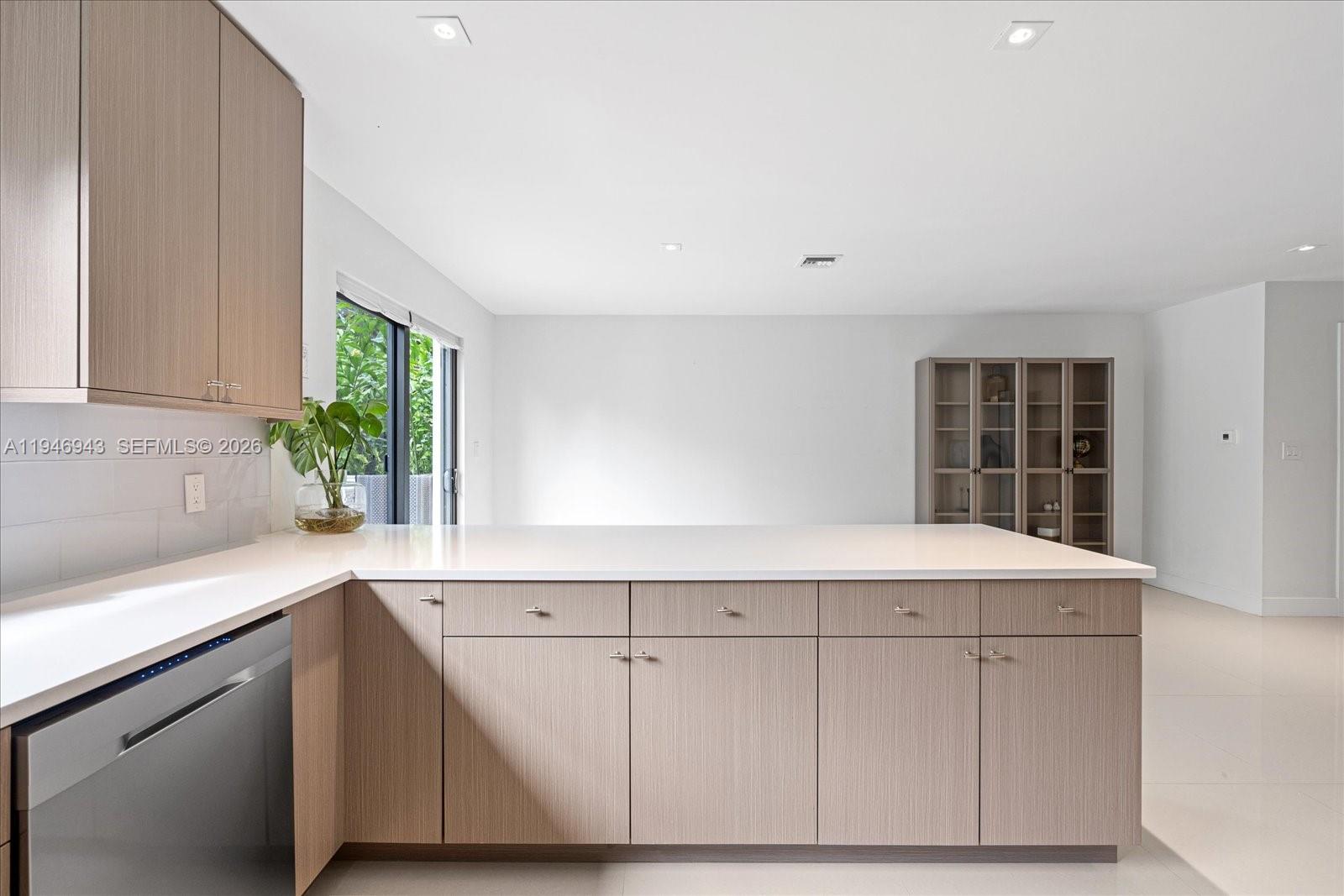 WOODLAWN - Residential