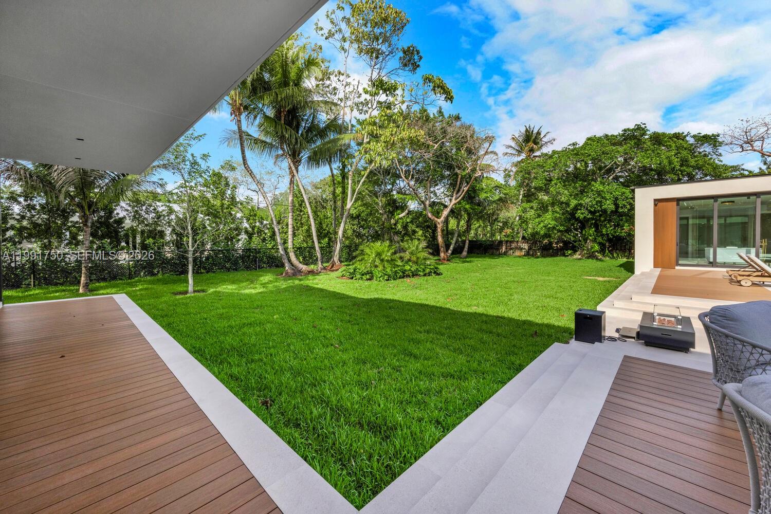 SUNILAND ESTATES 1ST ADDN - Residential