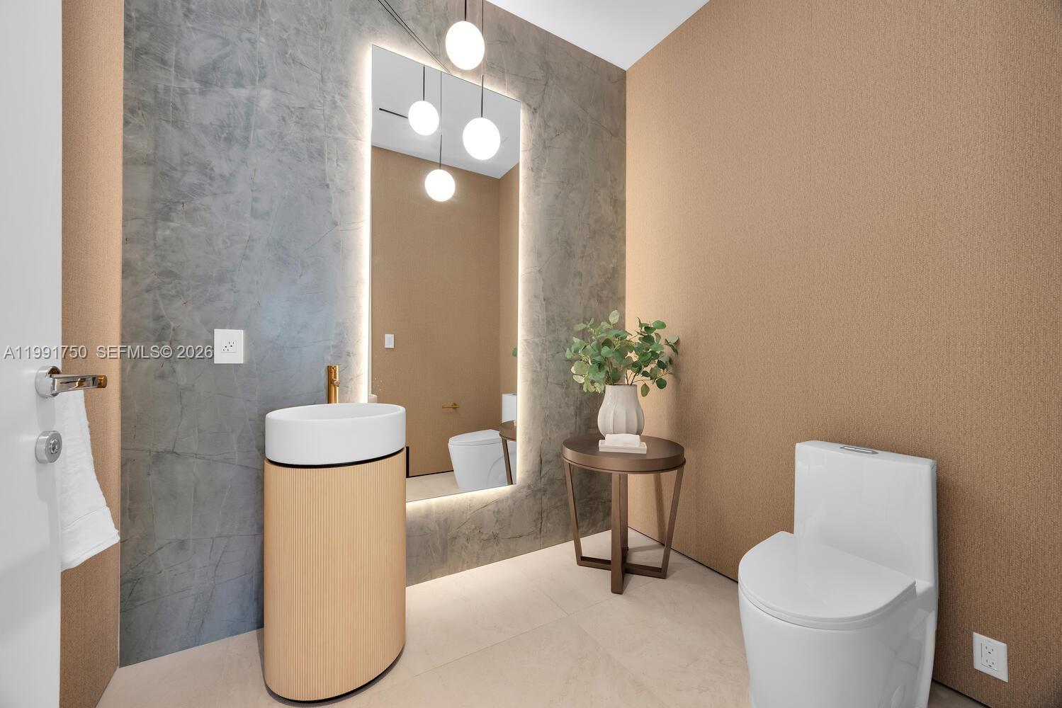 SUNILAND ESTATES 1ST ADDN - Residential