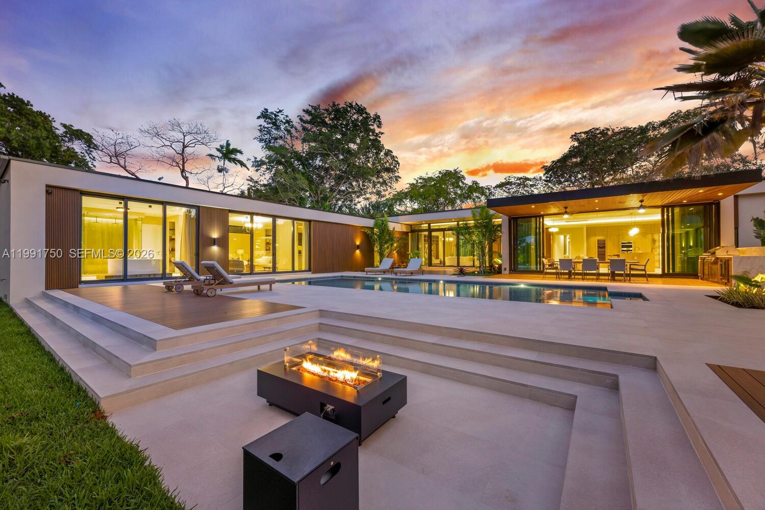 SUNILAND ESTATES 1ST ADDN - Residential